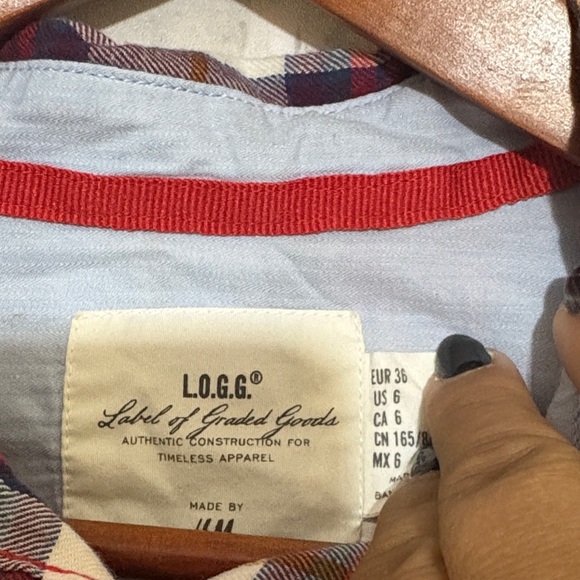 H&M L.O.G.G Crew Red and White Plaid Button Down Shirt, size 6 with - Picture 2 of 9